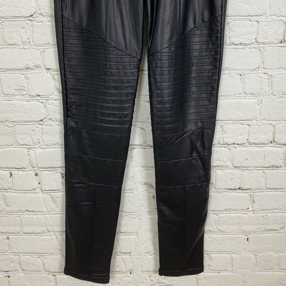 SOLD! NWT Plush Apparel Fleece Lined Liquid Moto Legging - Picture 6 of 14